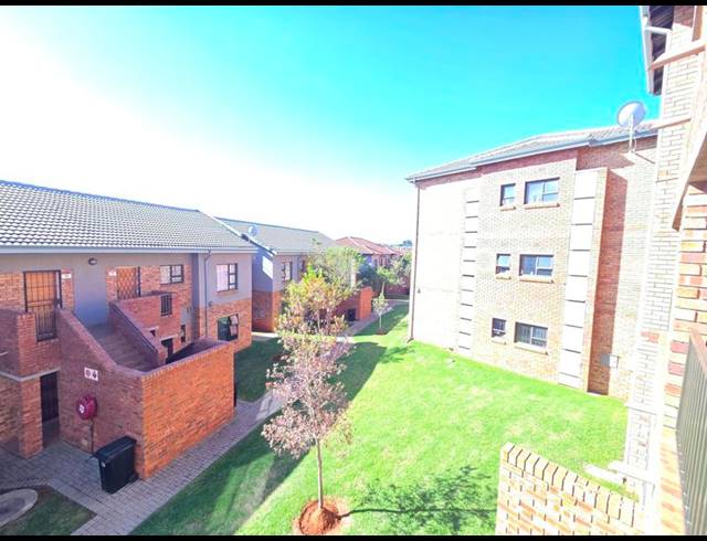 2 BEDROOM PROPERTY TO RENT IN WILGEHEUWEL